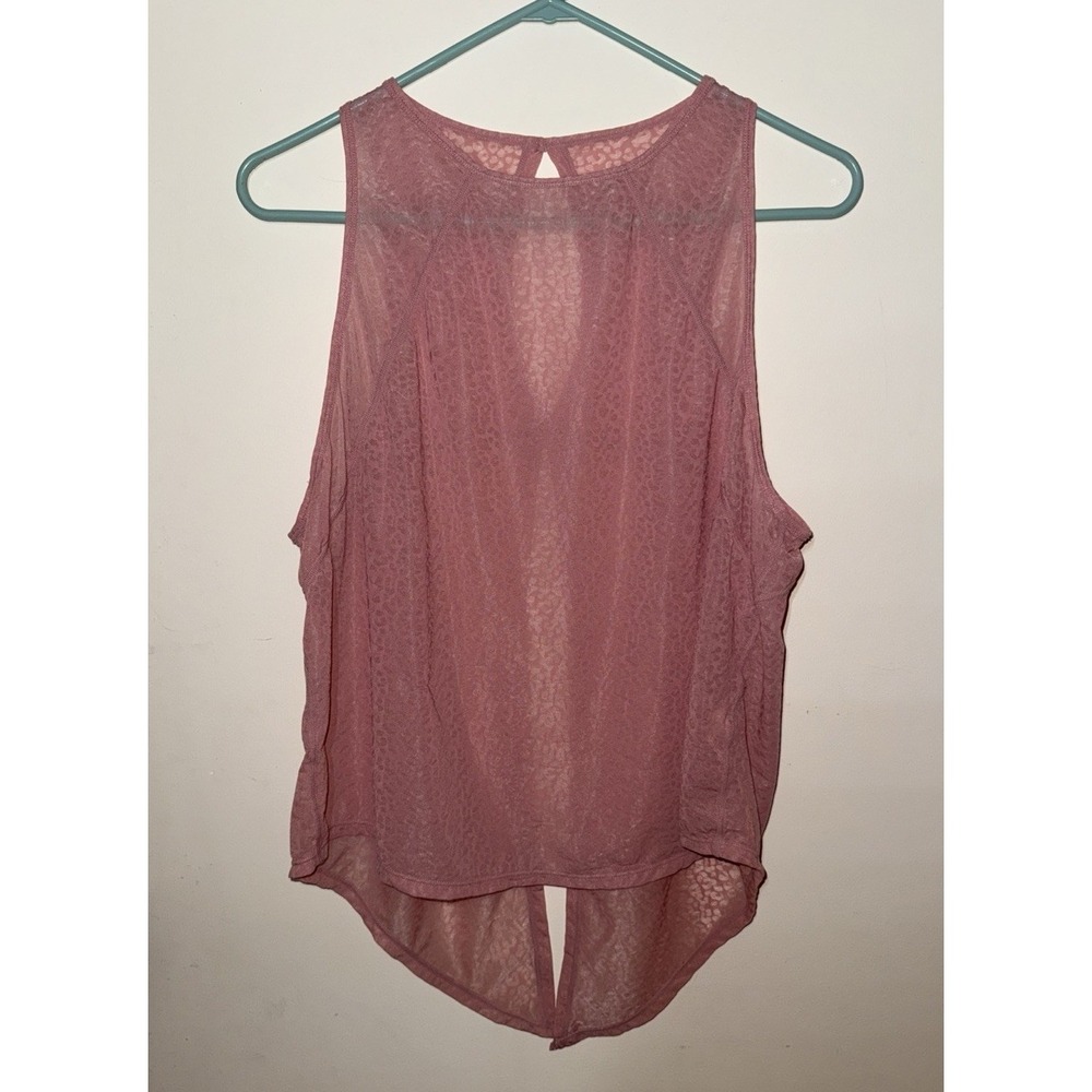 Halara Athletic Top L Split Back W/  Some Pulls Peach/Pink